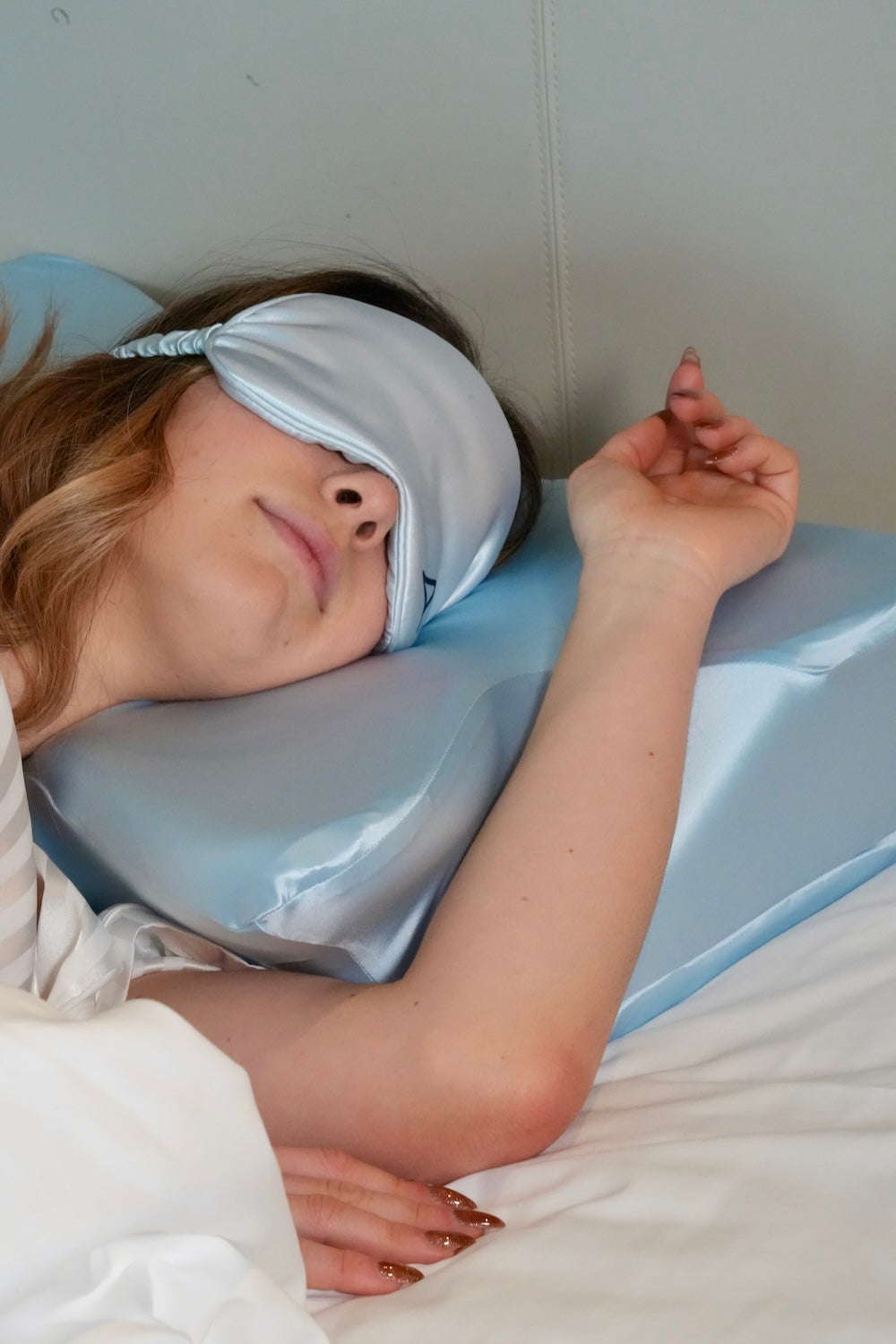 Arlow Ergonomic Pillow